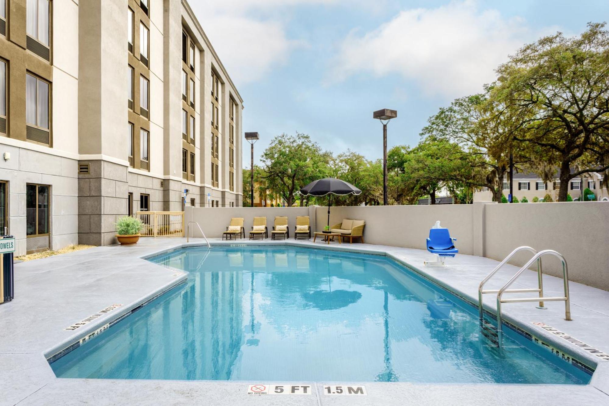 Hampton Inn Jacksonville - I-95 Central Eksteriør billede